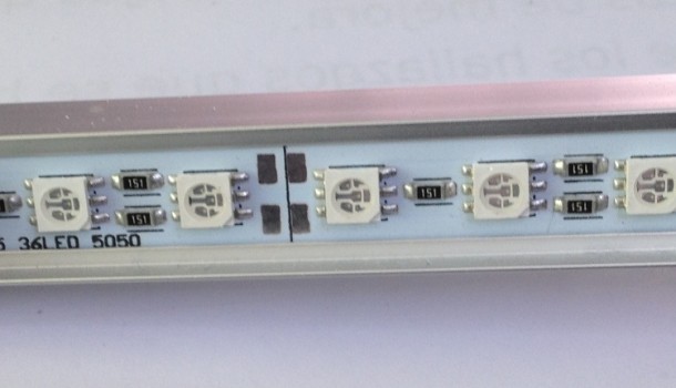 Alimentando tiras de LEDs mediante una fuente ATX LED stripe