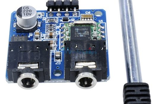 Radio FM con display Detalle de conectores